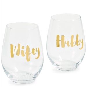 Slant Collections Wifey & Hubby wine glass…